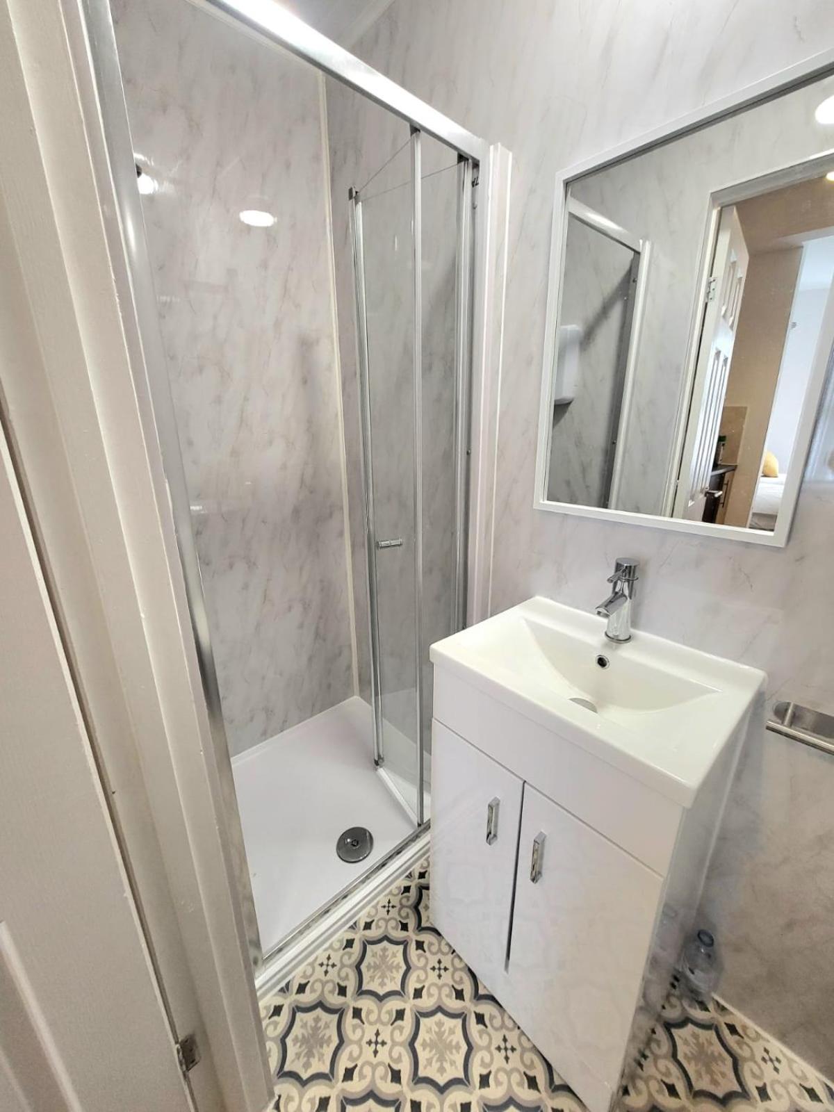 London En-Suite Double Rooms - Leytonstone E11 Extérieur photo